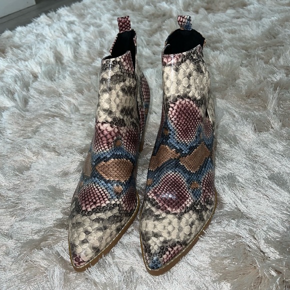 Snakeskin Bootie - Picture 3 of 4